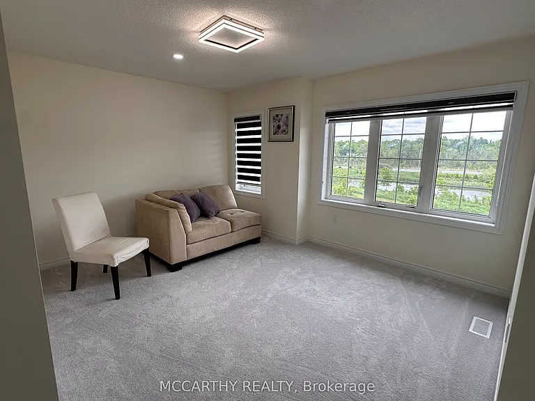 451 Black Cherry Cres — Photo 30