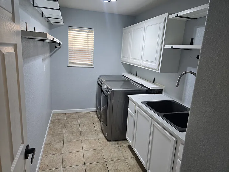 5906 Valencia Ave — Photo 24
