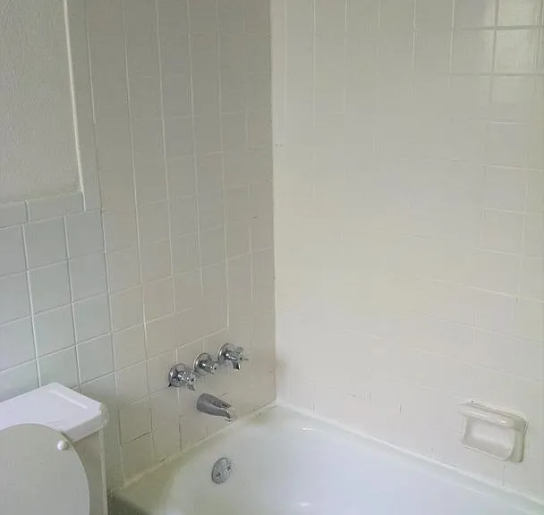 4363 Laclede — Photo 3