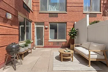 454 Manhattan Avenue, #1G