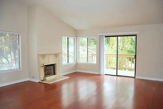501 El Azul Cir — Photo 3