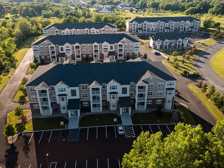 Stonegate Apartments — Photo 41