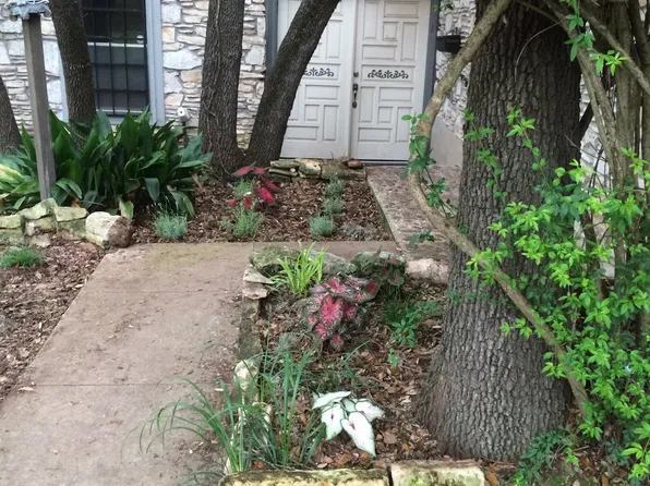 5203 Meadow Creek Dr, Austin, TX 78745