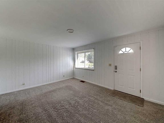 3rd image of 48 Bellemonte Ave