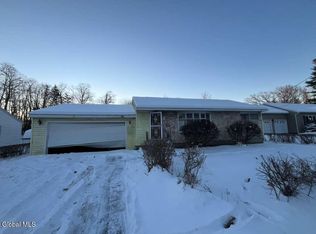 72 Cordell Road, Niskayuna, NY 12304