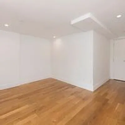 Rented by Bold New York | media 2