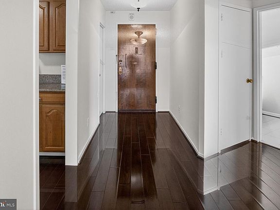 2nd image of 5225 Pooks Hill Rd APT 1301N