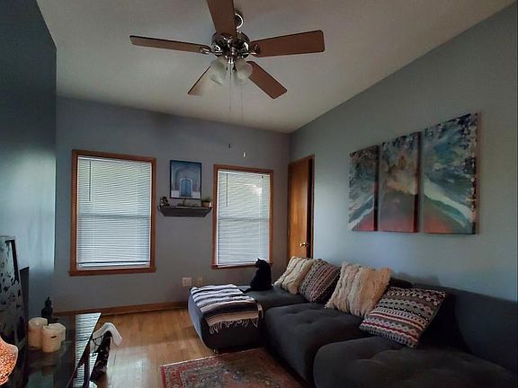 3rd image of 1576 Winchester Ave