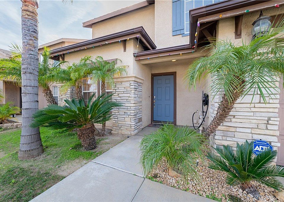 1st image of 13391 Azores Ave