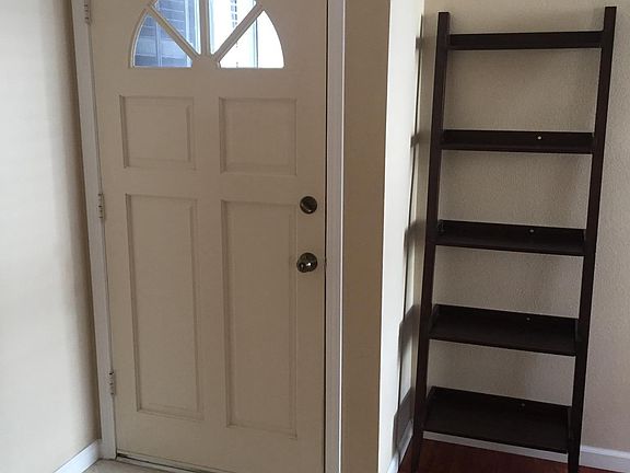 3rd image of 2462 Pleasant Way #Cc