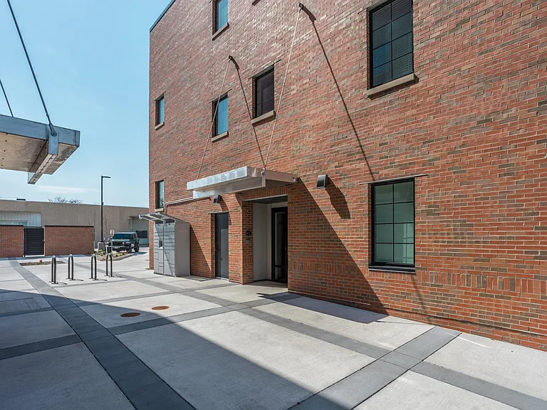 400 SW 7th St #206 — Photo 11