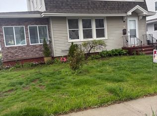 16 Shoreham Rd, New Haven, CT 06512