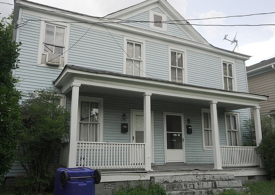 1st image of 616 Broad St