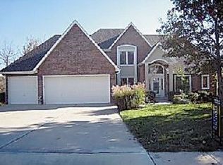 2008 SW Walden Dr, Lees Summit, MO 64081