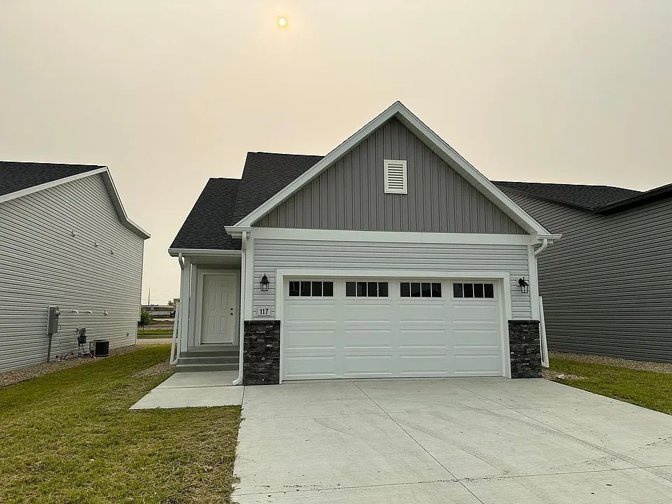 117 Marshall Loop