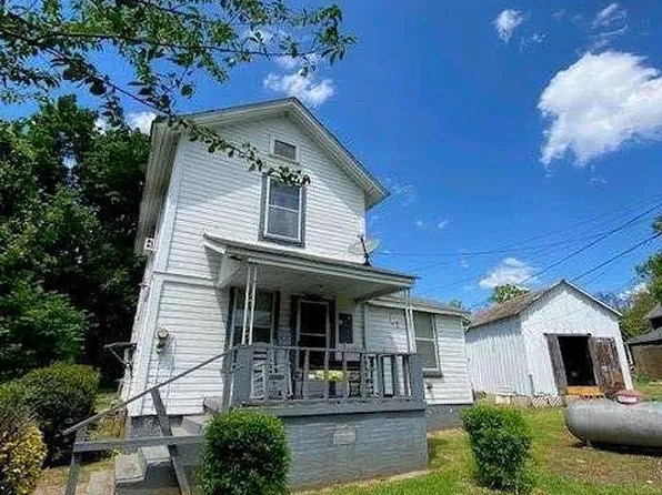 121 Avenue E SE, Lindale, GA 30147