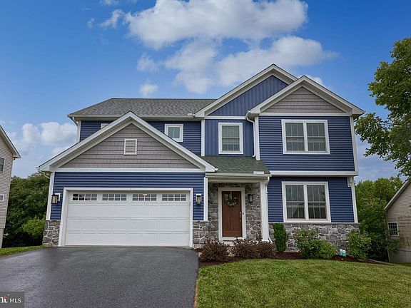 3rd image of 124 Kilgannon Ln