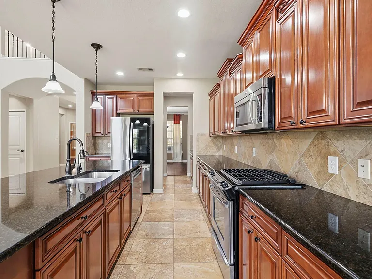 25907 Foxrun Vista Dr — Photo 11