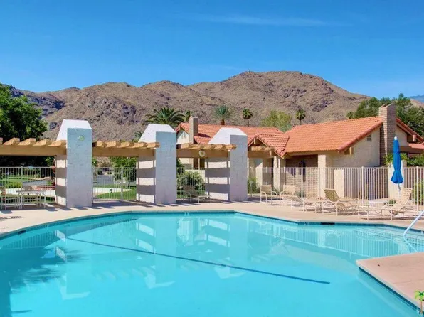 2350 Miramonte Cir E, Palm Springs, CA 92264