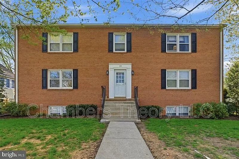 Building Photo - 130 S 29th St #1