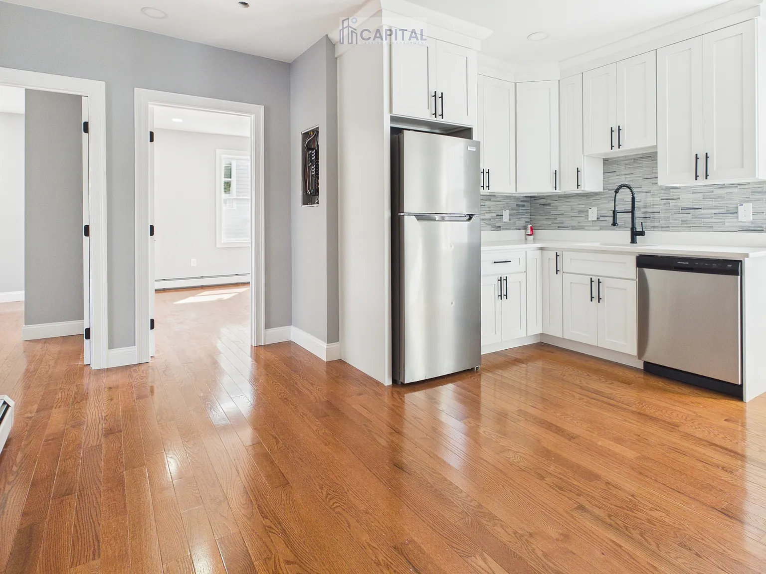 100 Knight Street - 1 — Photo 3