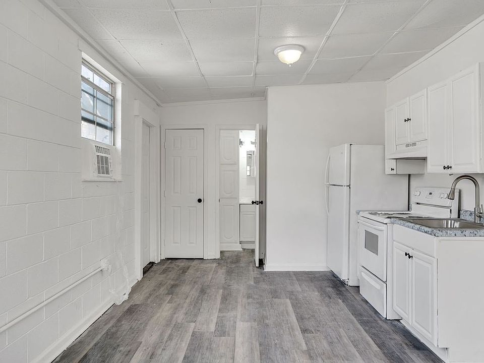 1st image of 1619 Laharpe St Unit A
