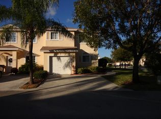 4723 SW 14th St, Deerfield Beach, FL 33442