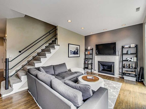 3rd image of 849 W Buckingham Pl APT E