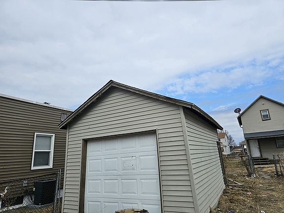 3rd image of 1548 11th Ave