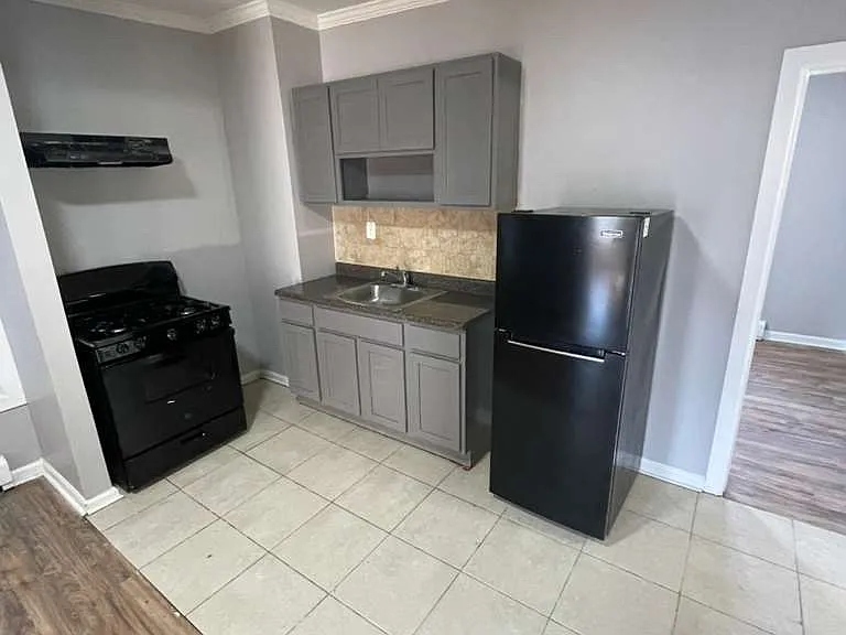 375 S 10th St #3R — Photo 1
