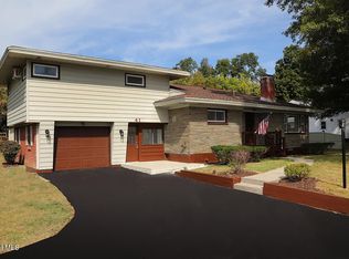 41 Glenridge Rd, Glenville, NY 12302