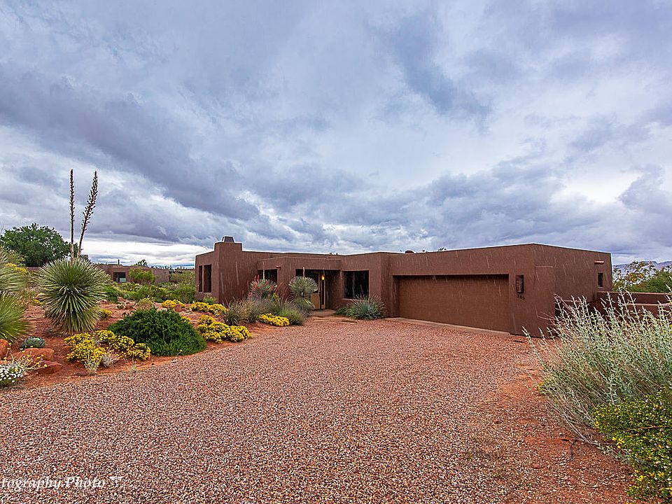 1st image of 385 W Blackbrush Way