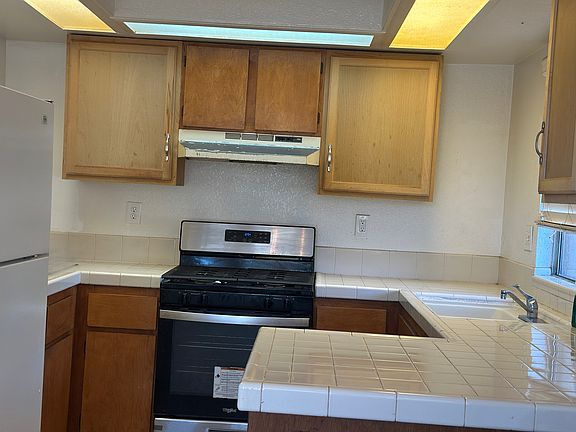 5th image of 14723 Yucca St