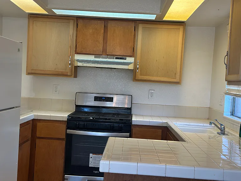14723 Yucca St — Photo 5