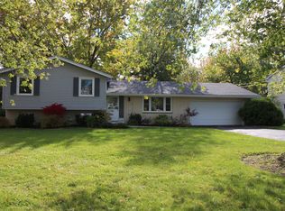 382 Howard Dr, Youngstown, NY 14174