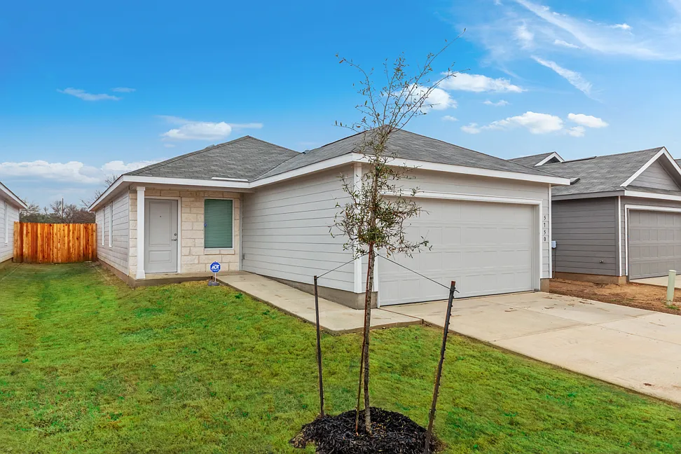 3 bed, 1266 sqft, $1,500 — Photo 1
