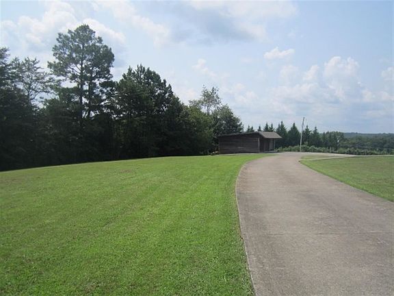 3rd image of 5720 Highway 411