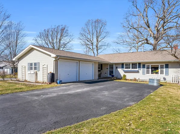 346 Kaufman Dr, Loda, IL 60948