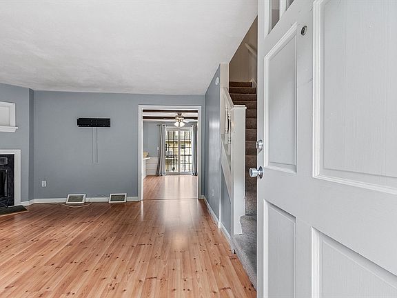 3rd image of 93 Prescott Dr #93
