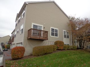 34319 N Barberry Rd, Round Lake, IL 60073