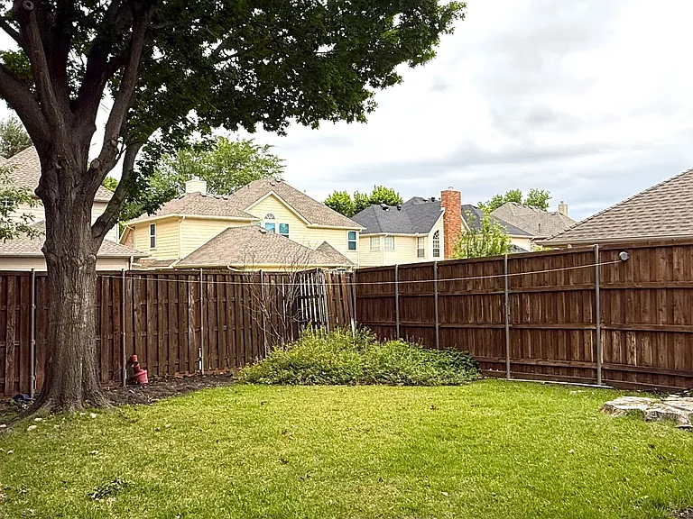 1423 Cool Springs Dr — Photo 27