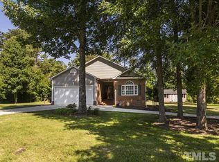 1336 Deercroft Ct, Graham, NC 27253