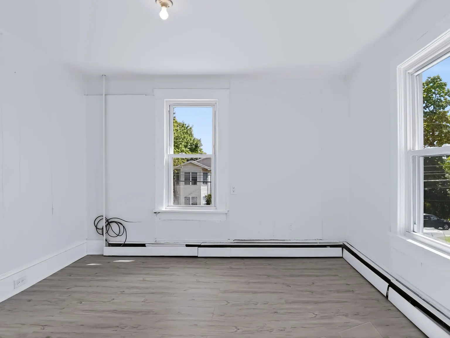 2 bed, 685 sqft, $1,600 — Photo 4