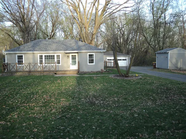 5214 E County Line N, Saint Paul, MN 55110