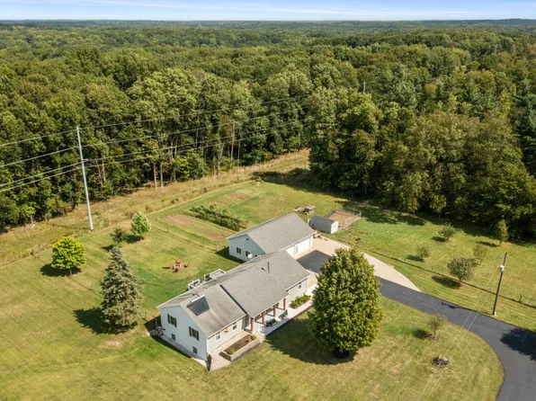 10430 Alaska Ave SE, Caledonia, MI 49316