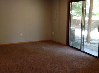 1108 Valleyview Dr, Lawrence, PA