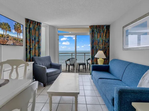 647 N Creekside Dr, Murrells Inlet, SC