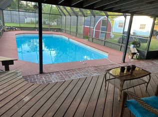 390 McCloud Rd, Freeport, FL 32439