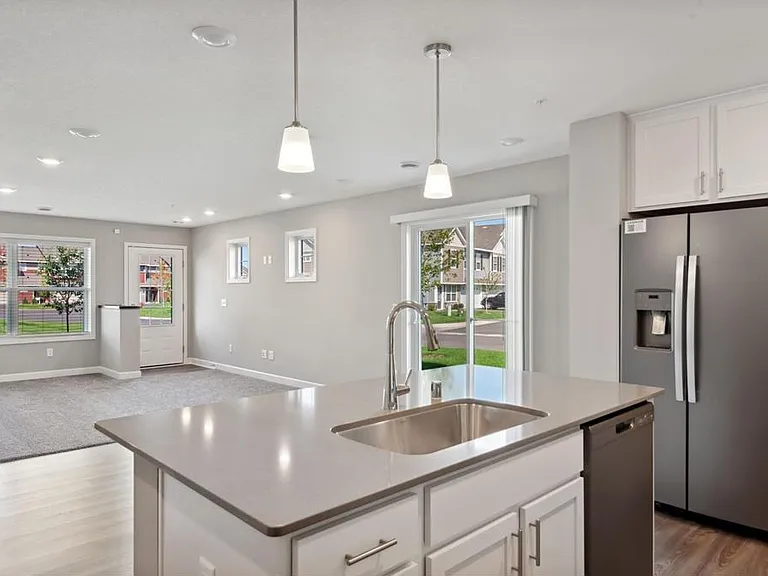10558 Weston Way N — Photo 3