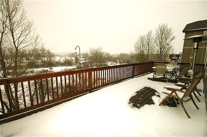 Backs to Cherry Creek Trail